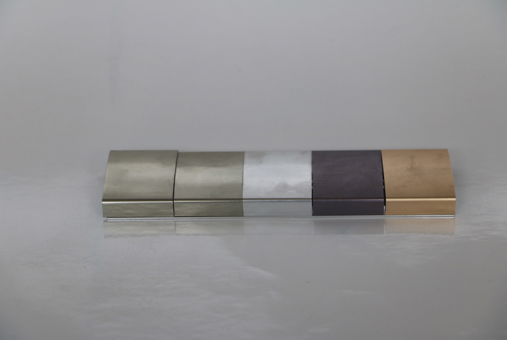 ��������ɫ�Ͳ�